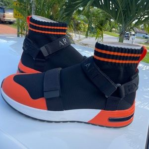 Armani Exchange Size 10-10.5